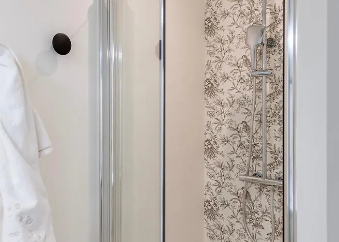 Апартаменты Magnifique Cavaliere Terrasse 3 Garage Ле-Лаванду