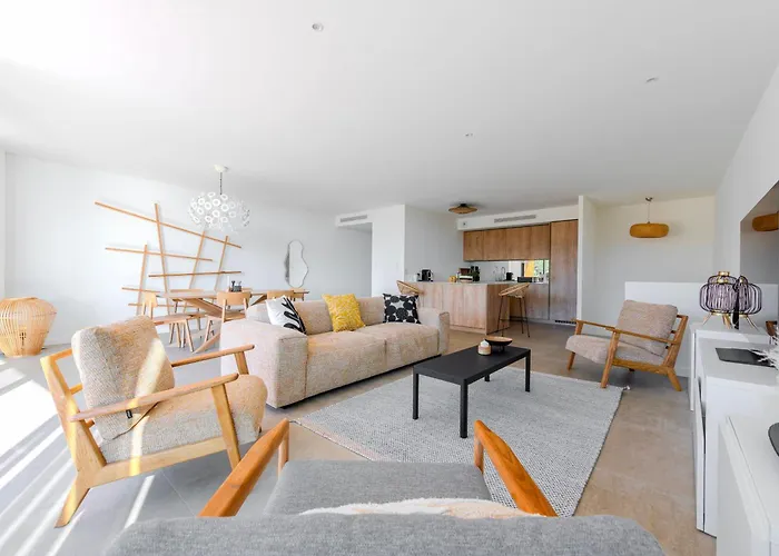 Magnifique Cavaliere Terrasse 3 Garage *