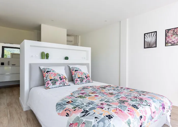 Magnifique Cavaliere Terrasse 3 Garage Apartmán *